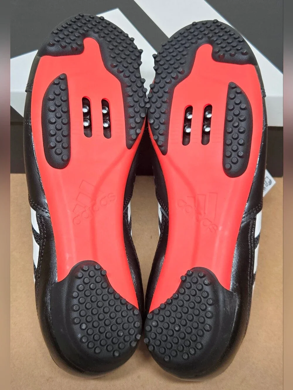 NEW Women's 7.5 cycling shoes - Adidas Heritage Tour Bike Shoes - Clipless Black